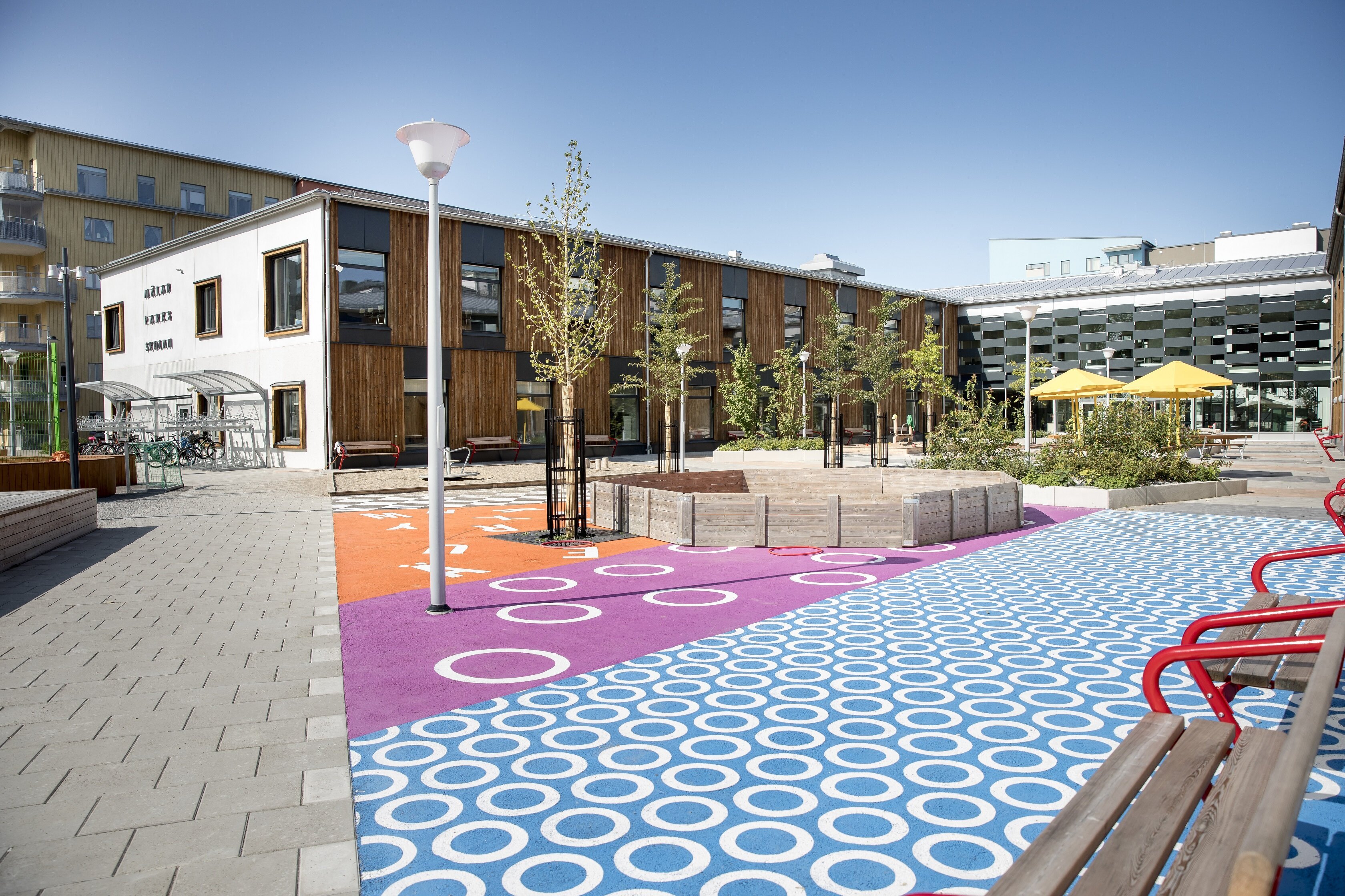 M&auml;larparksskolan, V&auml;ster&aring;s