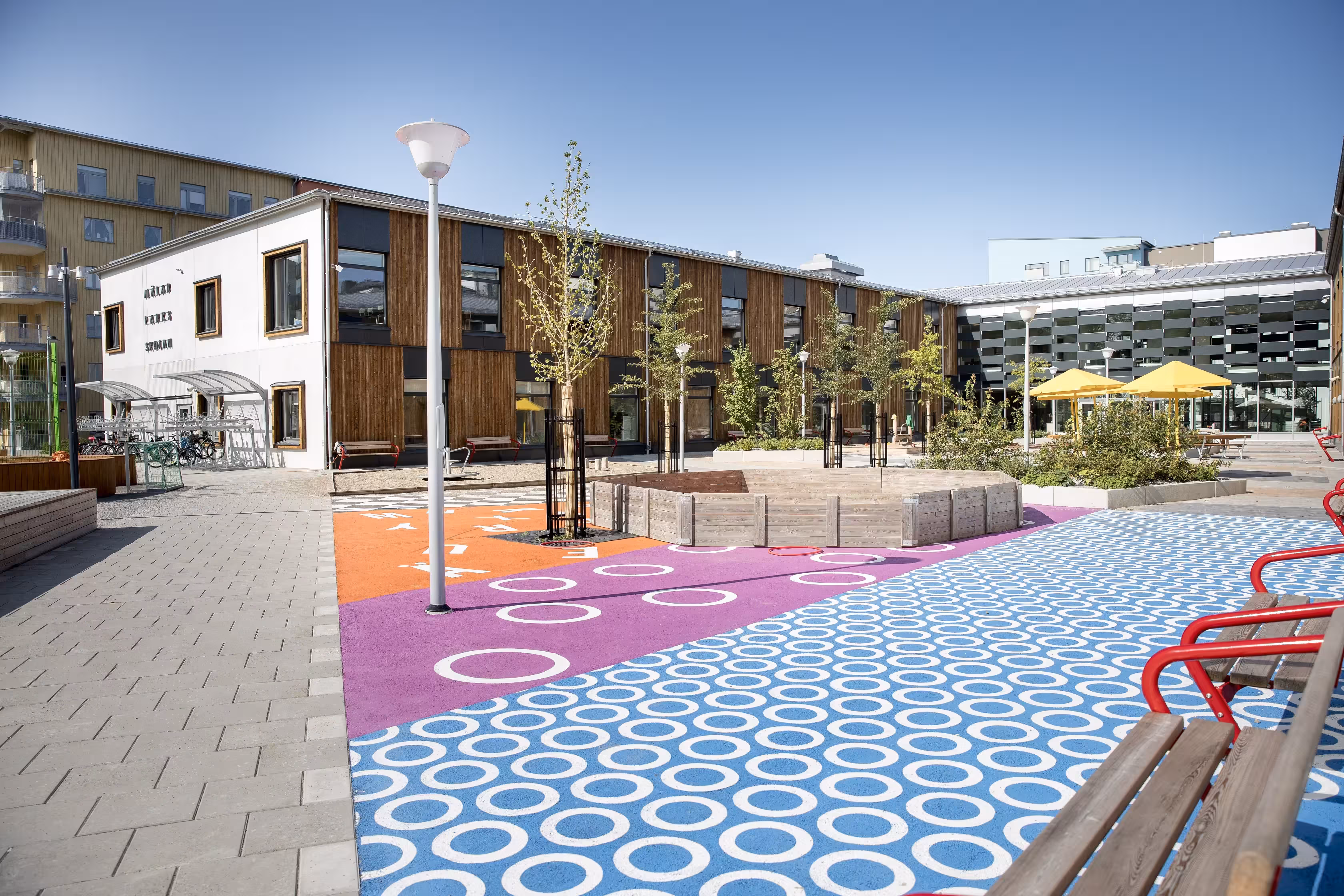 M&auml;larparksskolan, V&auml;ster&aring;s