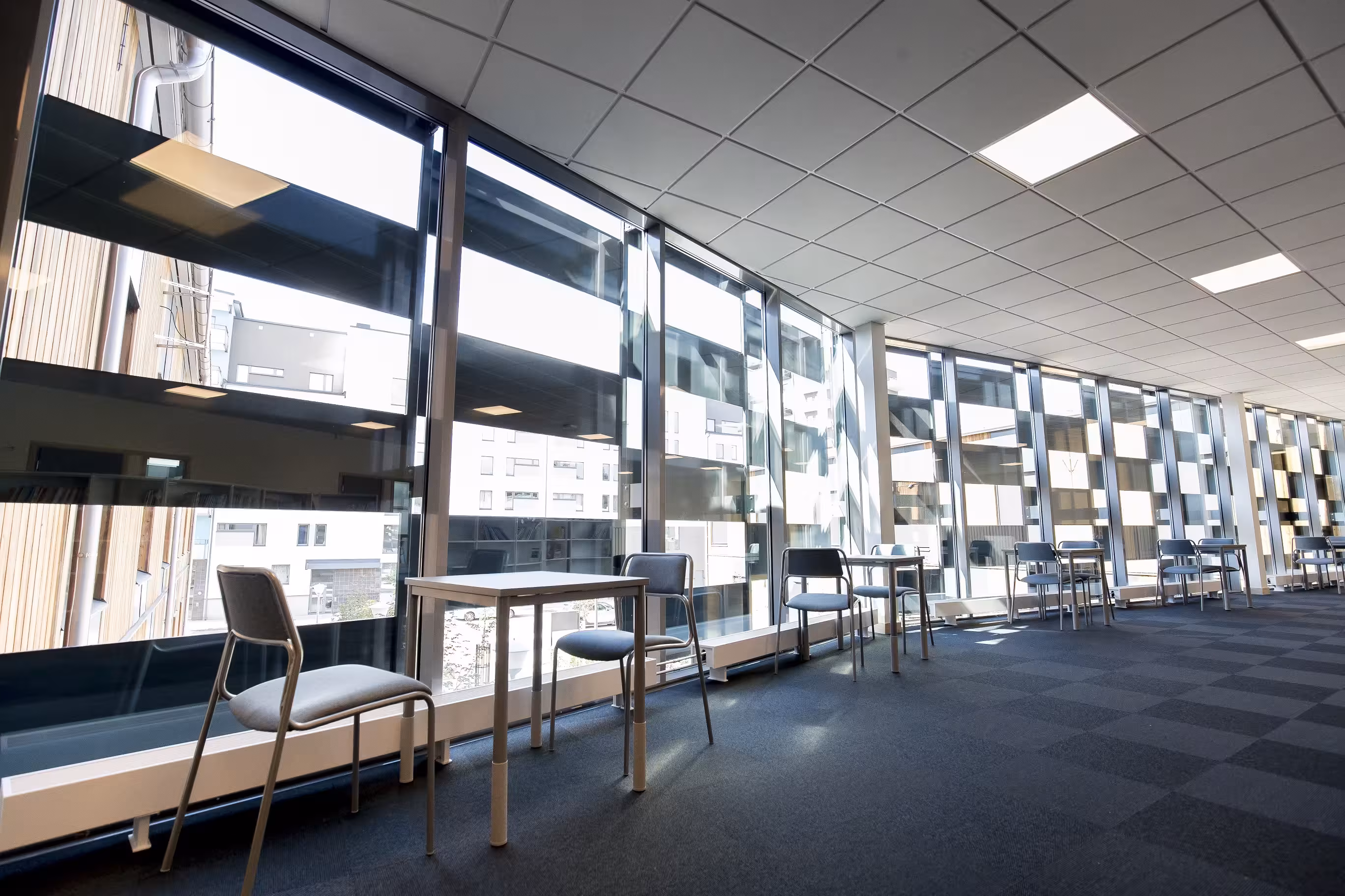 M&auml;larparksskolan, V&auml;ster&aring;s